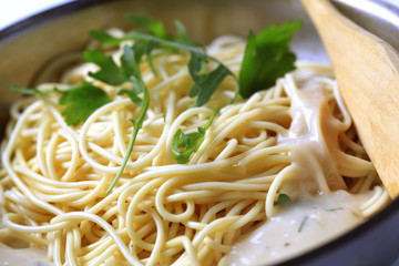 Spaghetti and creamy sauce