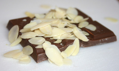 Mandeln + Schokolade