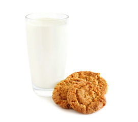 Oat cookies and milk