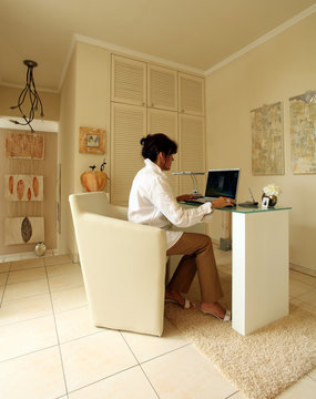 B&uuml;ro Schreibtisch Homeoffice