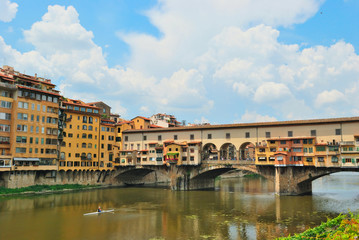 Fototapeta na wymiar Ponte Vecchio in Florence in Italy