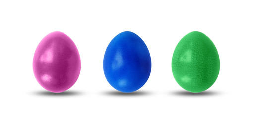Bunte Ostereier auf weissem Hintergrund