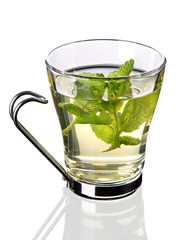 Herbal mint tea (clipping path)