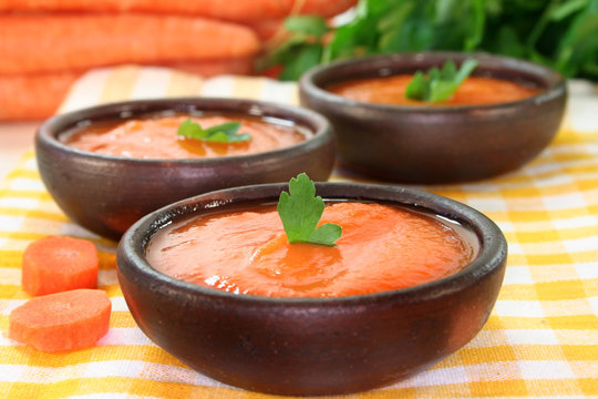 M&ouml;hrensuppe