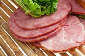 lsliced food arrangement of mea