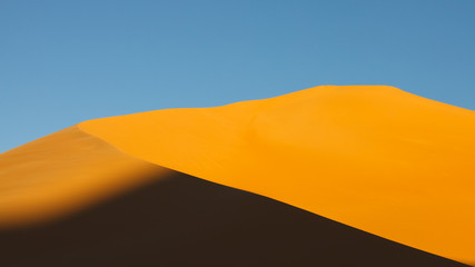 Fototapeta na wymiar Sand Dune - Awbari Sand Sea - Sahara Desert, Libya