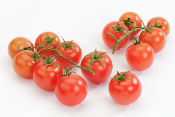 Tomaten auf weiß