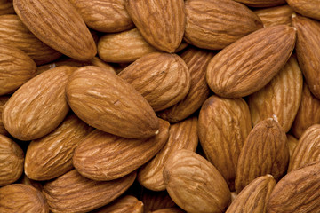 Almonds (Prunus amygdalus)