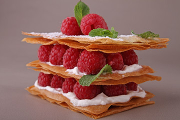 dessert, mille feuille aux framboises