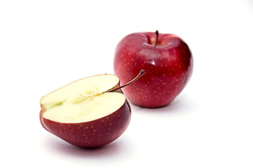red apples