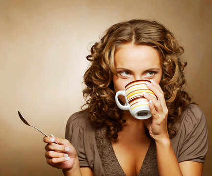 pretty woman drinking coffee