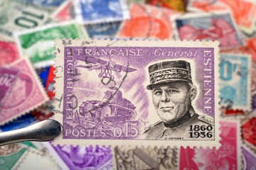 timbres - Général Estienne - philatélie France