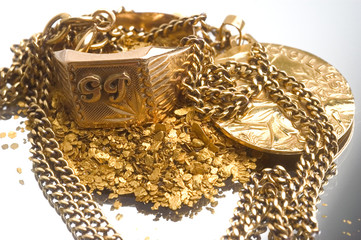 récupération de vieux bijoux