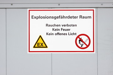 Warnung Hinweisschild 