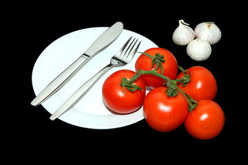 Knfe Fork Tomato and garlic