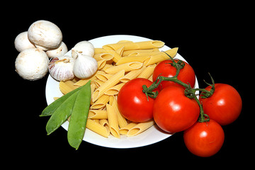 Pasta Tomato Garlic and Pea