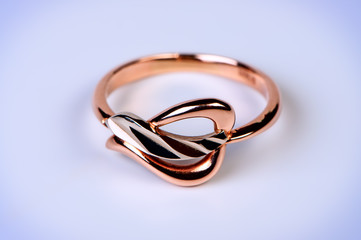 Fototapeta premium Female gold ring macro photo.