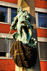 Neptun Figur Hamburg © Biker
