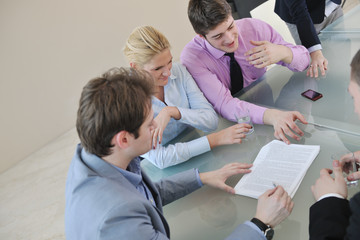 Obraz premium group of business people at meeting