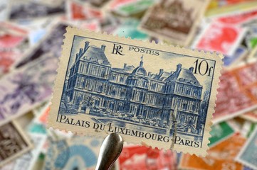 timbres - Palais du Luxembourg Paris - philatélie France	