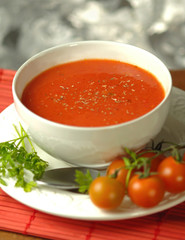 Crema di pomodori - Tomato cream soup