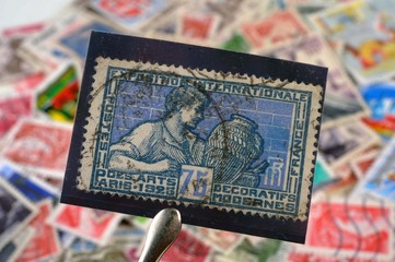 timbres - Exposition Internationale des Arts Décoratifs Modernes Paris 1925 - philatélie France