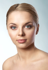 Obraz premium Portrait of a beautiful female model