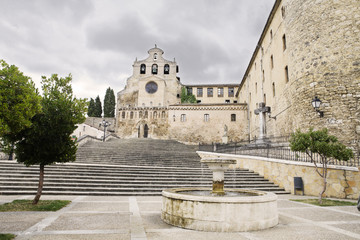 O&Ntilde;A,BURGOS