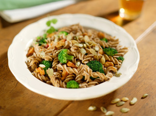 whole meal fusilli with broccoli and chicken