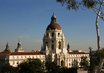 Fototapeta na wymiar Pasadena CA City Hall