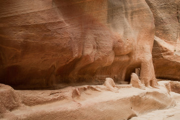 sculture nella roccia