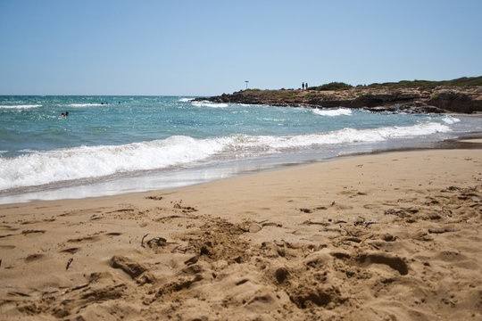 Sicilia-spiaggia dell'isola delle correnti