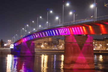 Fototapeta na wymiar Regenbogenbrücke Novi Sad