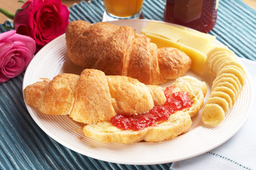 Croissant with cheese