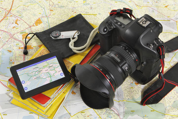 Expédition avec carte , appareil photo et GPS