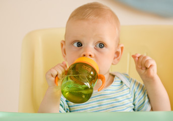 baby drinking © mbt_studio