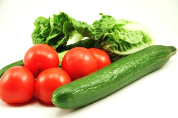 Gurken , Tomaten , Salat
