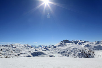 panorama montagne innevate