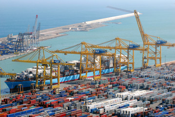 Fototapeta premium Porte conteneurs à quai