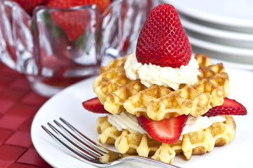 strawberry and cream waffles