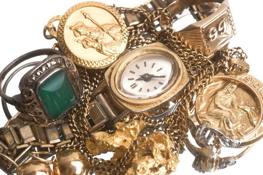 r&eacute;cup&eacute;ration de vieux bijoux