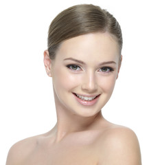 Obraz premium Happy smiling face of the young teen girl