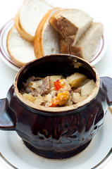 crock pot full of traditional soup