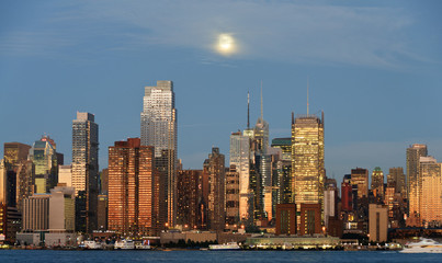 new york city skyline over hudson river