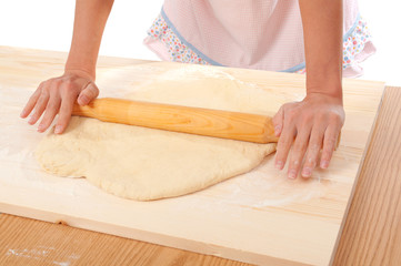 Obraz na płótnie Canvas mix dough on the wooden board .