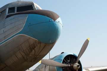 Close up view of a vintage propeller airplane