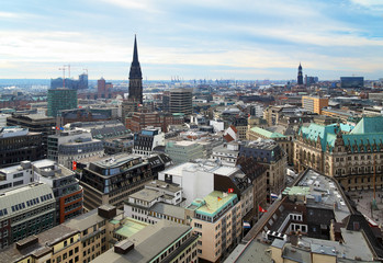 Fototapeta premium View of Hamburg and churches of St. Nicholas and St. Michaelis