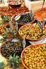 spécialités niçoises olives provencce