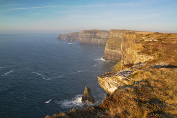 Fototapeta na wymiar Cliffs of Moher in west Ireland