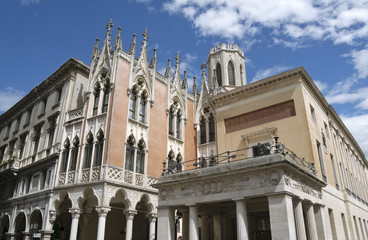 Fototapeta na wymiar Włochy, Padwa: Architektura gotycka